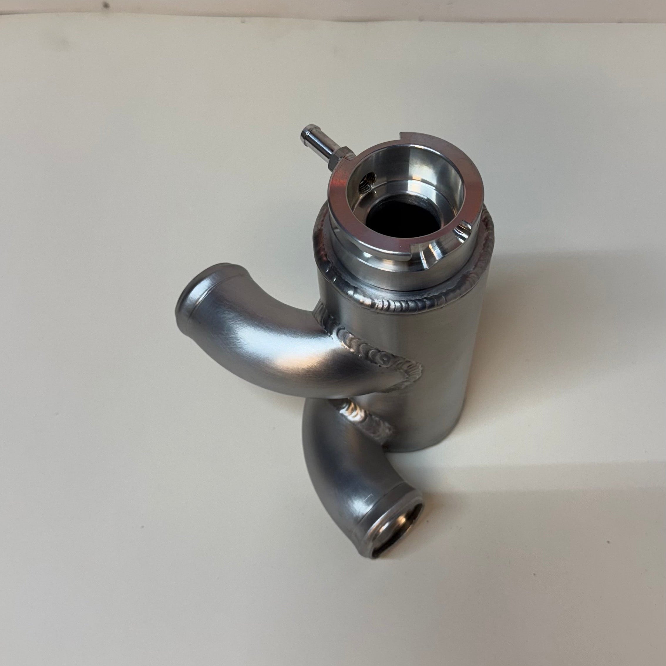 Universal Swirl / Overflow Pot